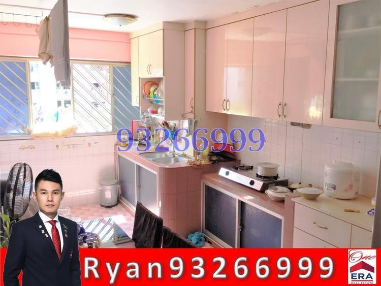 Blk 304 Jurong East Street 32 (Jurong East), HDB 3 Rooms #114063852